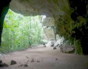 jebak puyuh cave entrance